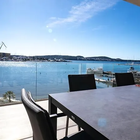Luxury With Heated Pool * Trogir